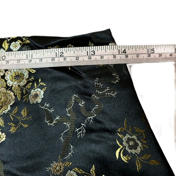 NWT satin Skirt - Picture 3 of 3